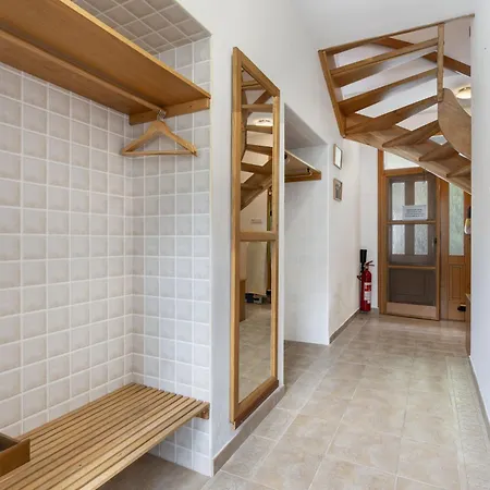 Parkany 1 By Interhome Nyaraló *